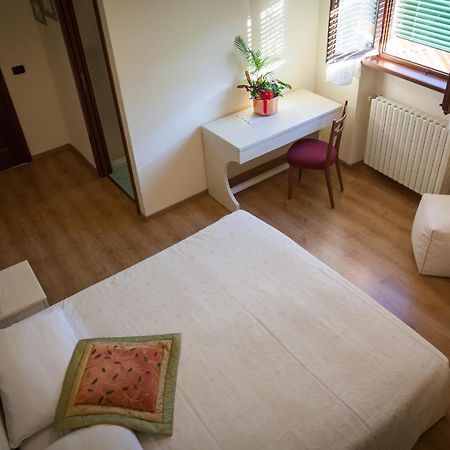 Il Grifo Bed and Breakfast Lenno Εξωτερικό φωτογραφία
